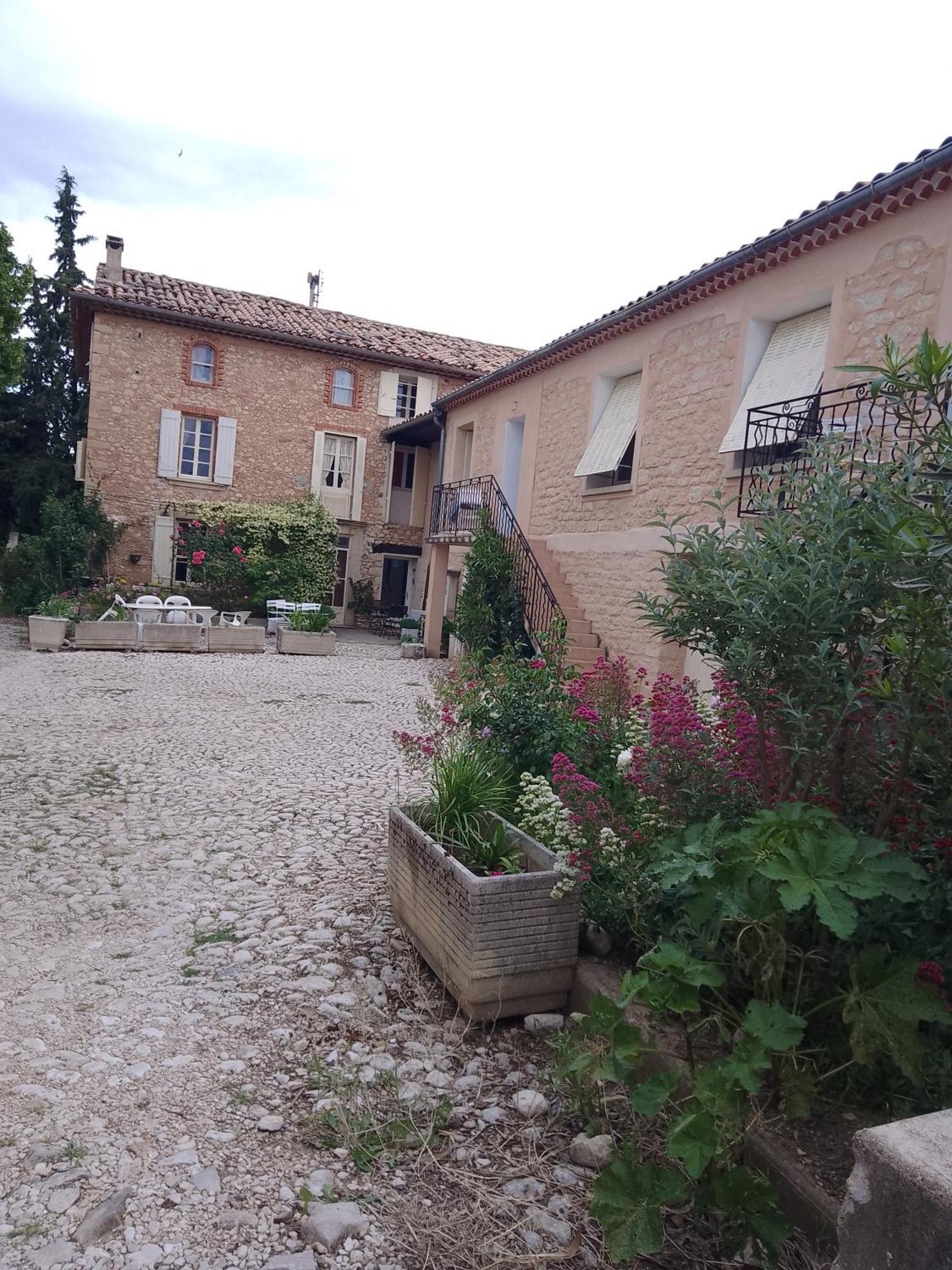 Les Gites Du Mont Ventoux Bédoin Eksteriør billede